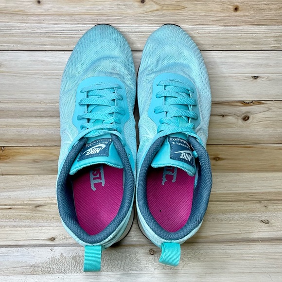 Nike MD Runner 2 Eng Mesh Running Shoes - Picture 8 of 8